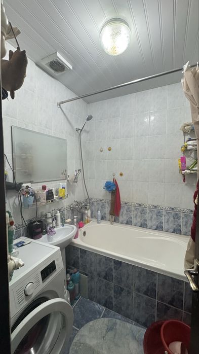 Продаётся квартира на Чиланзар 9. Школа 184