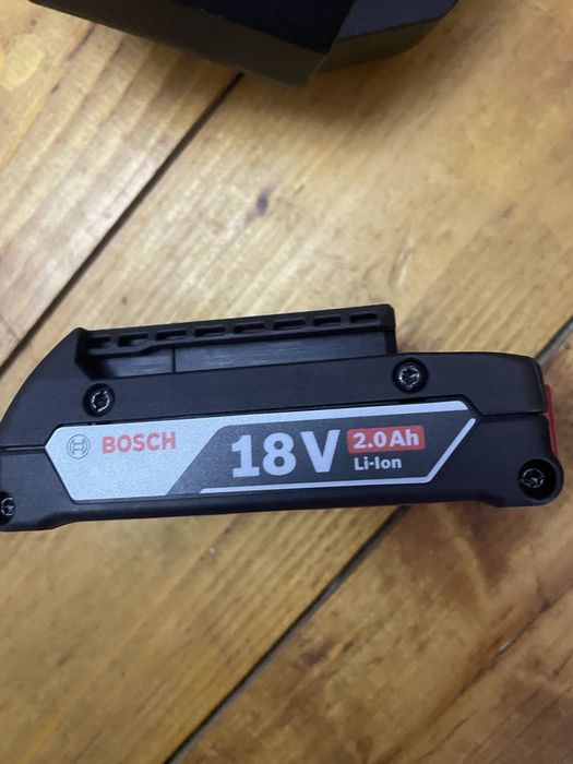 BOSCH GSR 18v-110 c bormasina filetanta cu acumulatori 18v