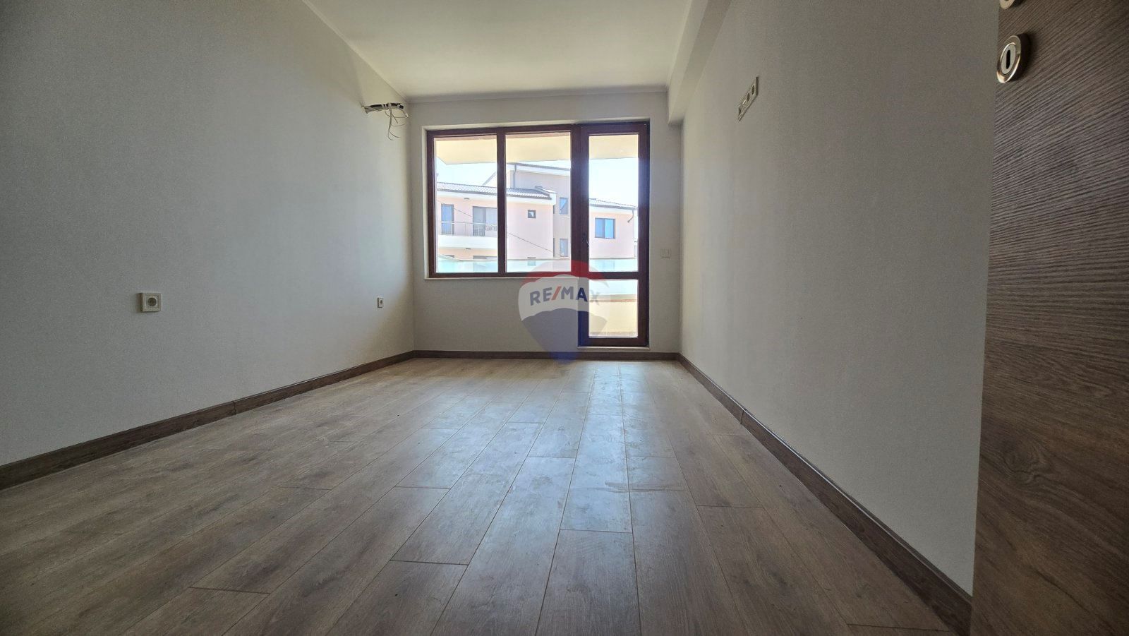 Двустаен апартамент в кв. Виница, М3989
