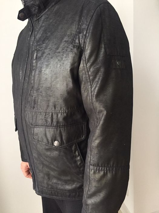 Продам куртку весна - осень.