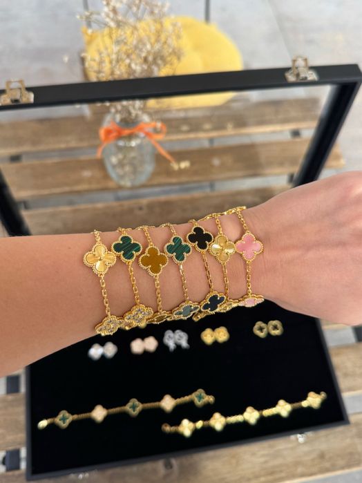 Гривни Van Cleef&Arpels