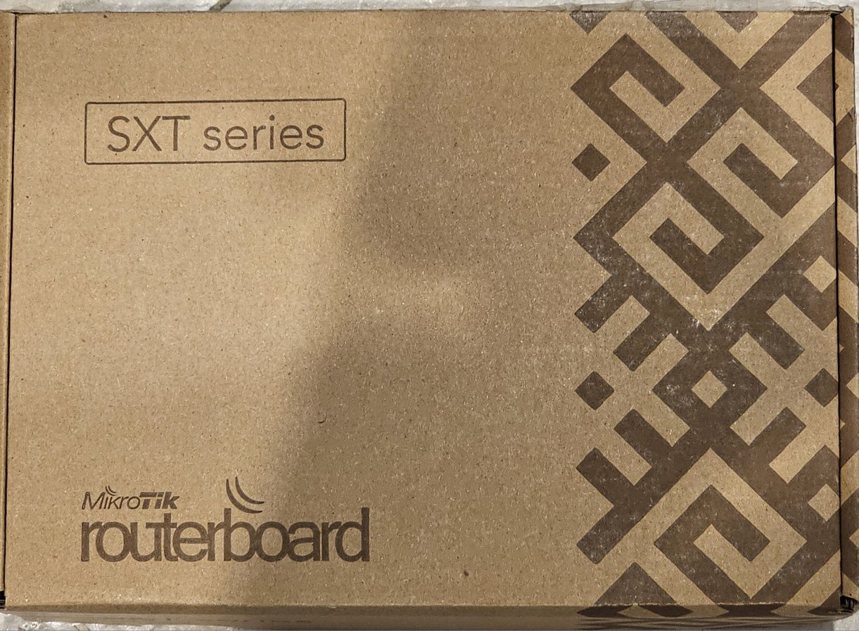 Продавам нов Mikrotik SXT SA5AC