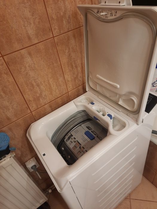 Masina de spălat verticala rufe