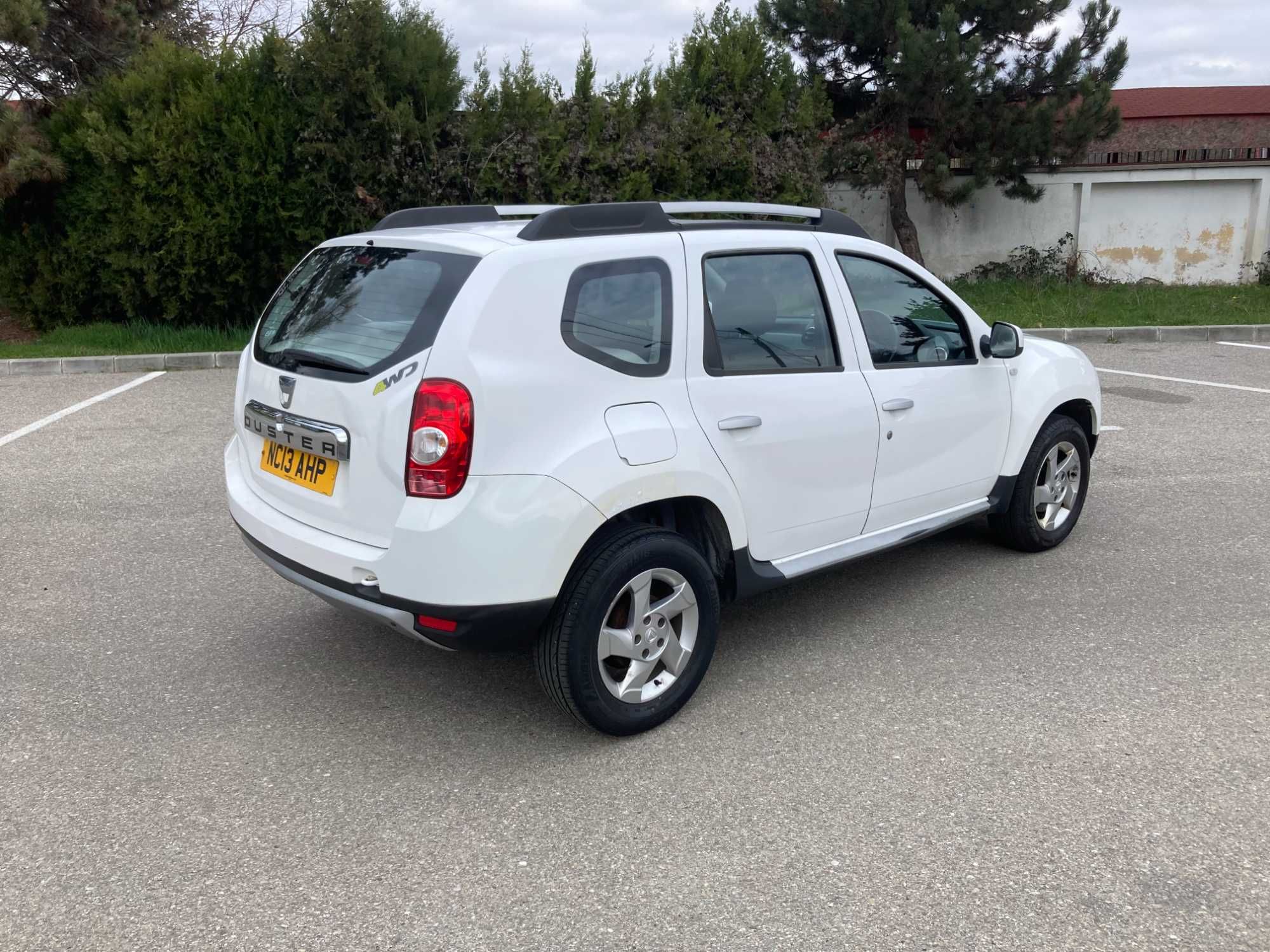 2013 Dacia DUSTER 4X4 - A/C - 1.5dCi - Volan Dreapta