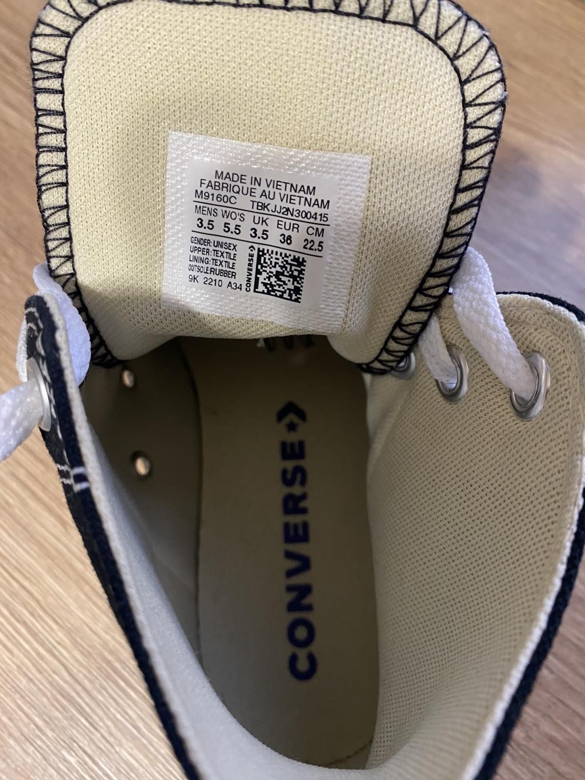 Чисто нови кецове Converse