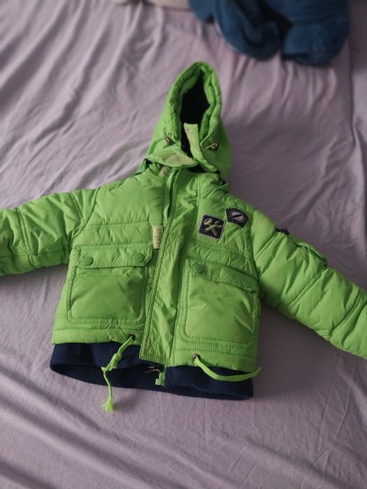 Зимняя куртка на мальчика, рост 74, очень тёплая, цена 10000 тенге...