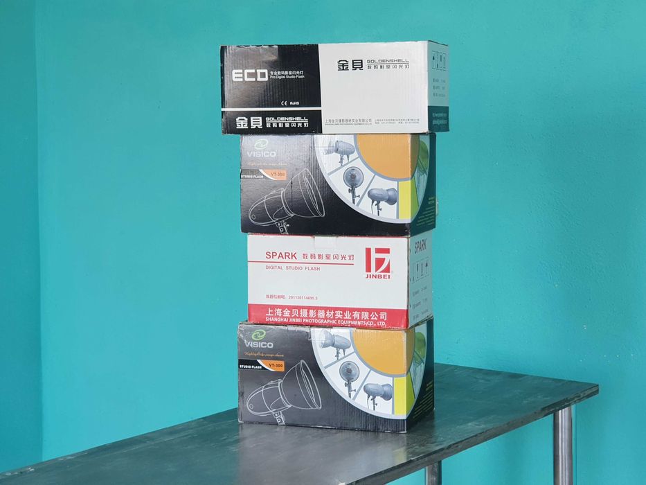 Вспышка для фотостудии (импульсный свет)