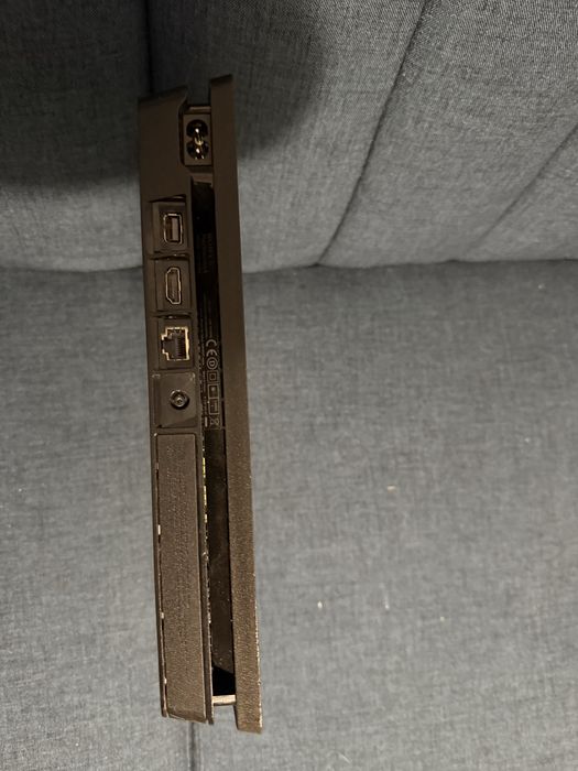 Vand consola PS 4 - 500 GB
