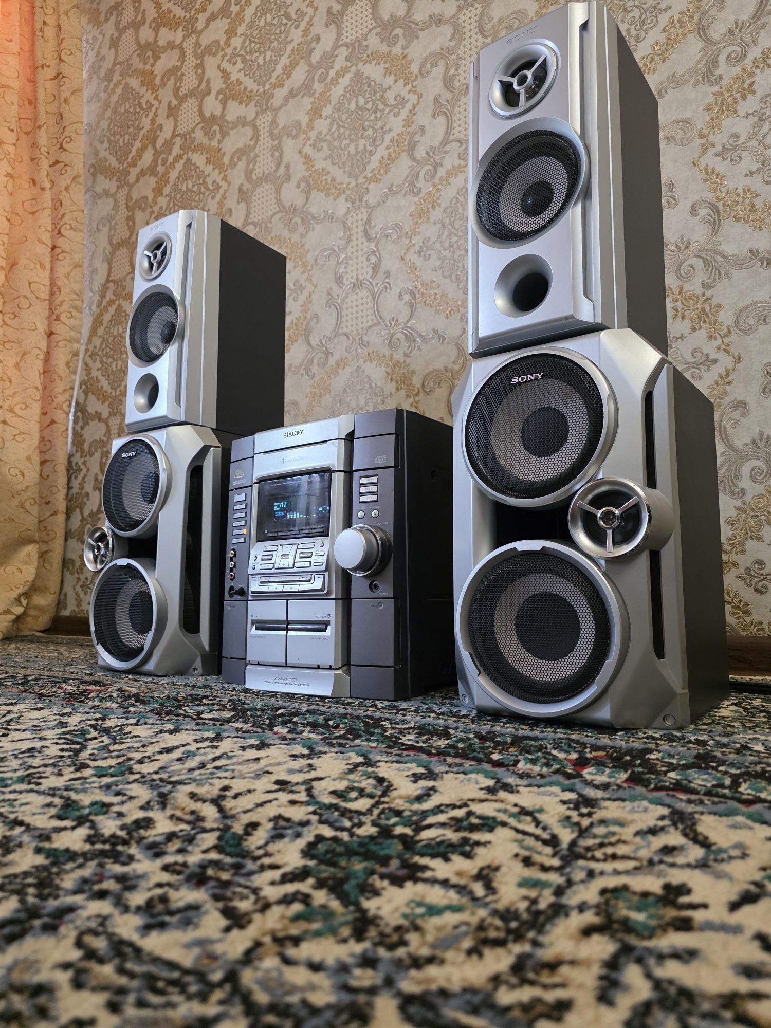 Sony качество почти новый