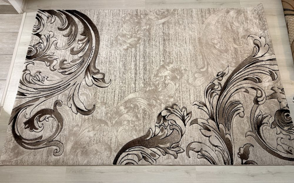 Covor impecabil crem cu maro inchis 200x300