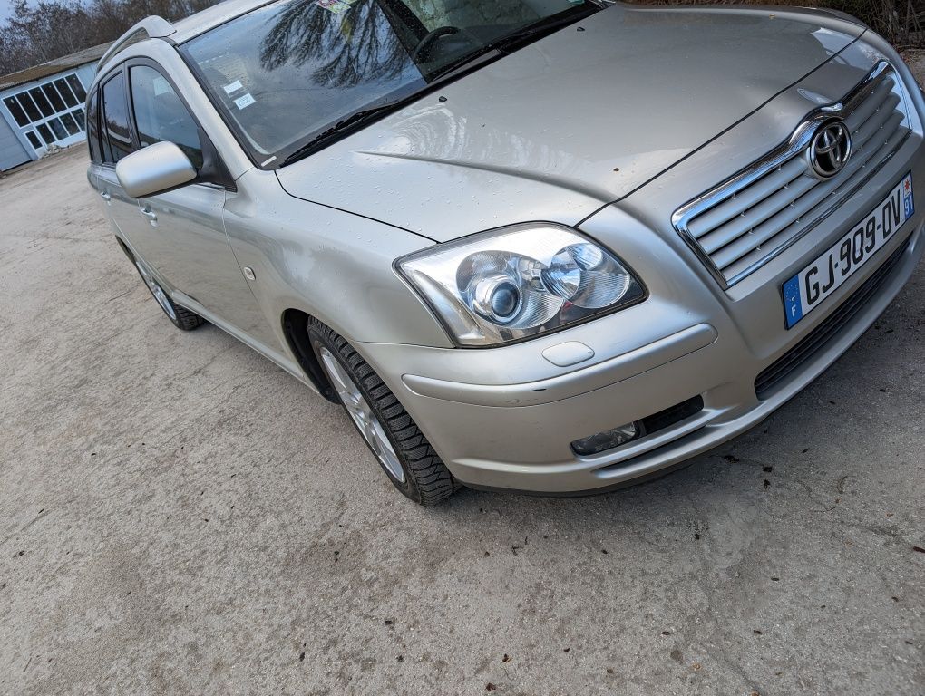 Toyota Avensis acte Franța