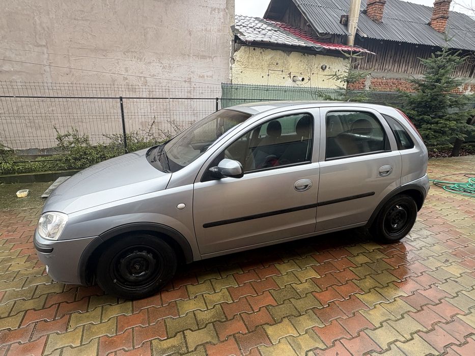 Opel Corsa C 2004 1.0 benzina