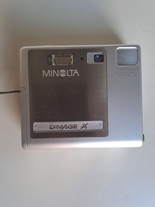 Vand minolta dimage x