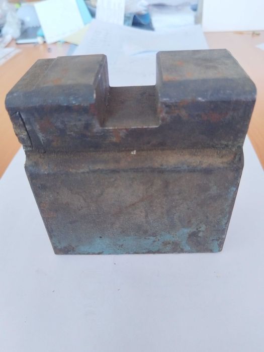 Боек на гидромолот 75