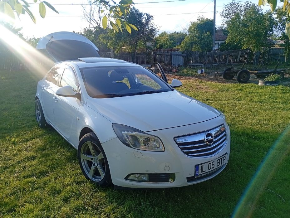 Autoturism Opel Insignia