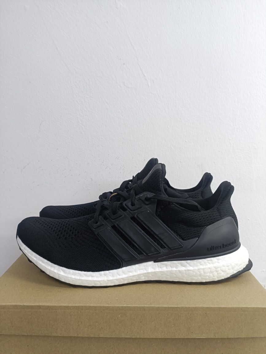 Adidas Ultraboost номер 46