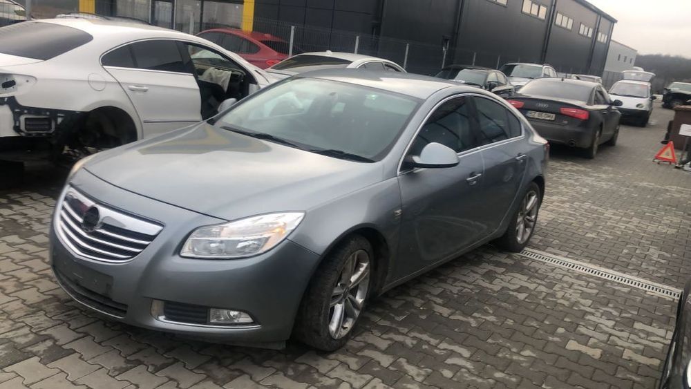 Dezmembram Opel Insignia 1.8 benzina an fabr 2010