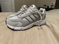 Обувки  Adidas 41,5