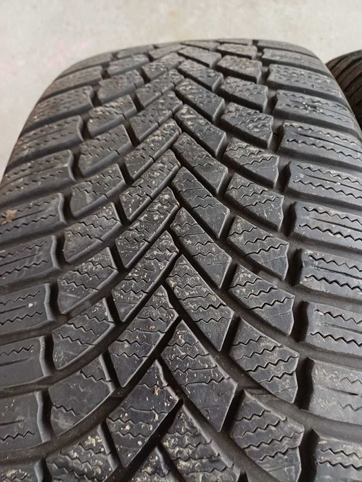 235 55 17 Anvelope iarna Bridgestone