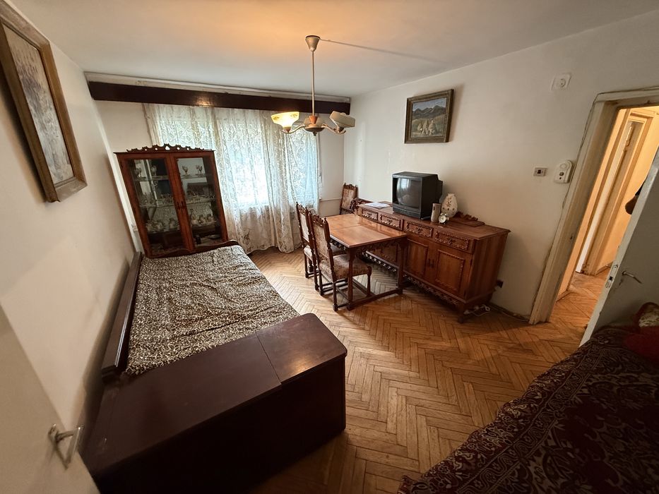 Ofer spre vanzare Apartament 3 Camere Micro 16 Parter înalt