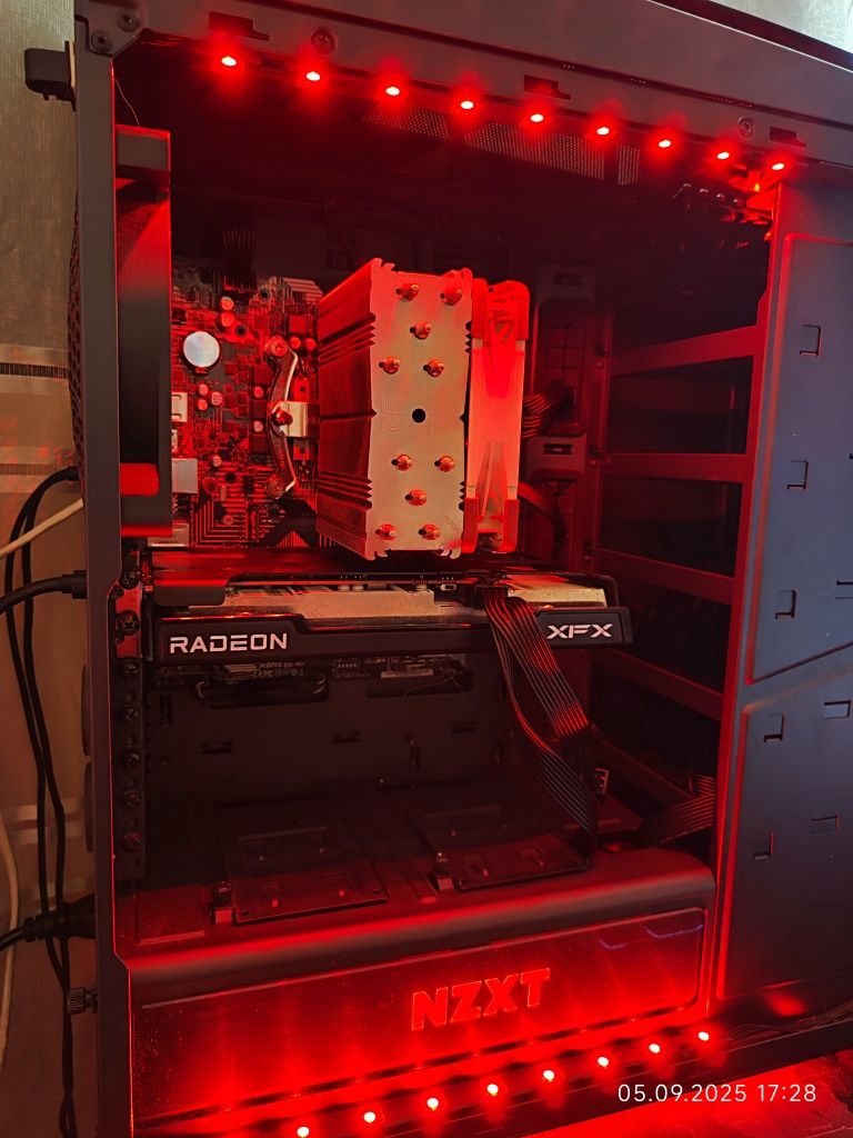 Геймърски i7 13700, RX 6600 8GB, RAM 32GB DDR4 3200, SSD 512GB NVME
