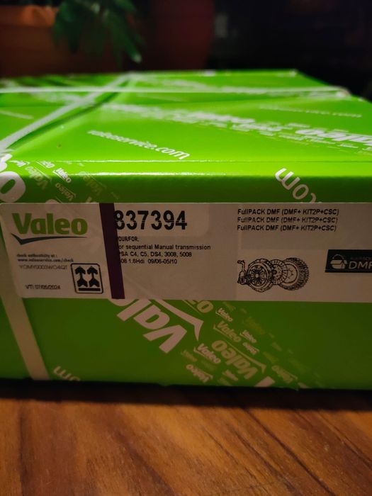 Ambreiaj cu volanta masa Peugeot Citroen motor 1.6 cod 837394