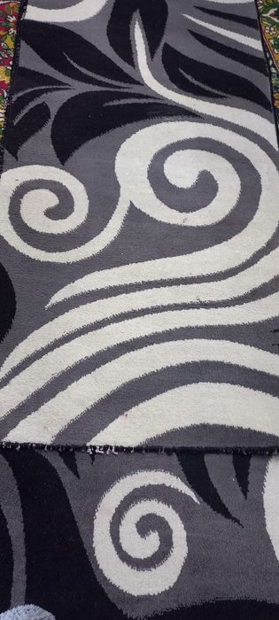 Продам 2 шт ковровые дорожки