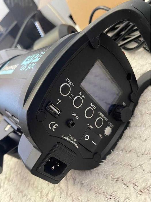 светкавица Dynaphos Expert QS-300 II + радиосинхронизатор XT-16