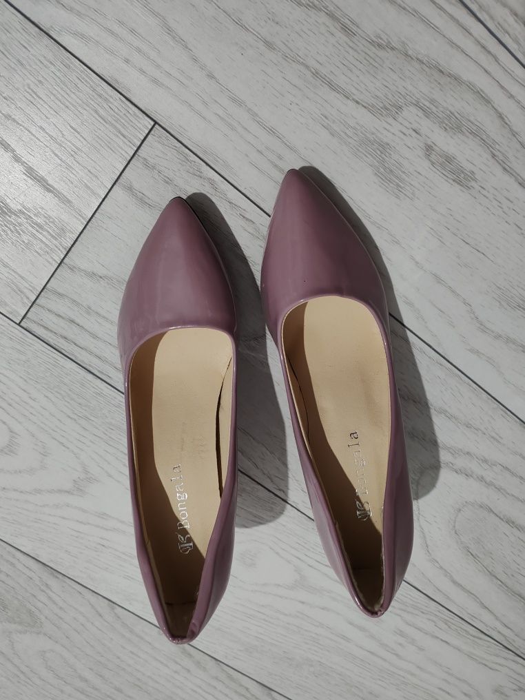 Pantofi stiletto noi