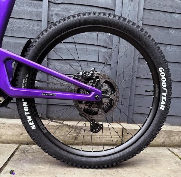 Nukeproof Giga 297 Fast Edition