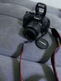 Продам зеркальный фотоаппарат Canon EOS 600D