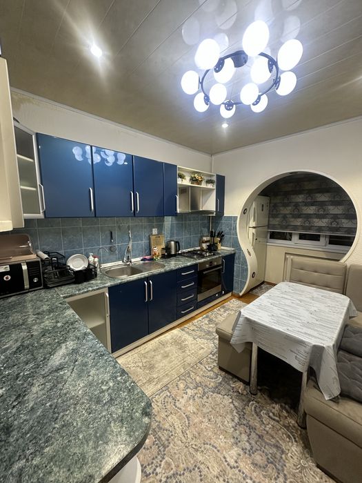 Сдается 4х Комнатная Квартира на Максим Горьком