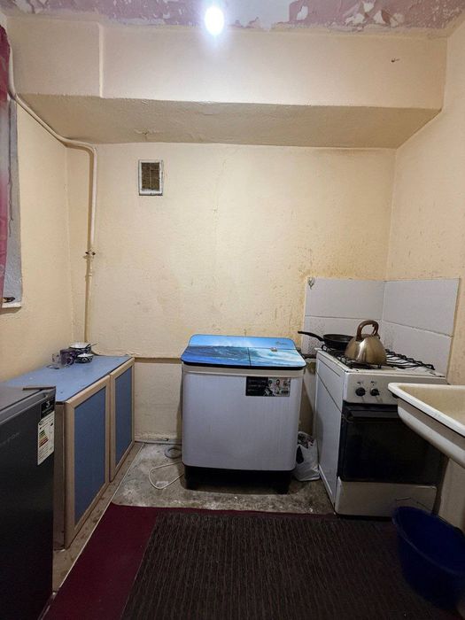 Юнусабад 2кв Продам 1 комн Галерейка