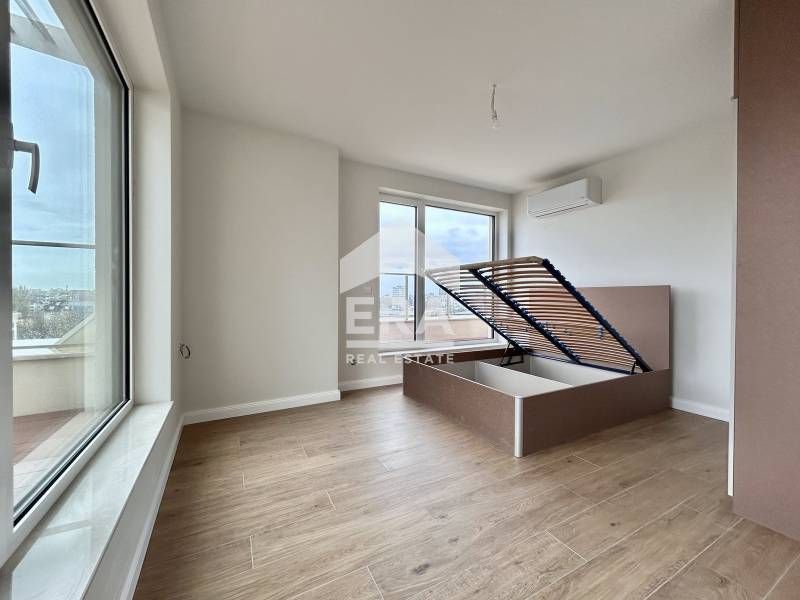 Дава се под наем Тристаен апартамент в София, Кръстова вада - 132 кв.м за 2000 € - Снимка #4