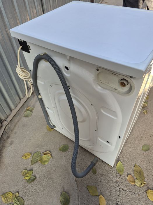 Продам Автомат indesit 6 кг в шикарном состоянии.