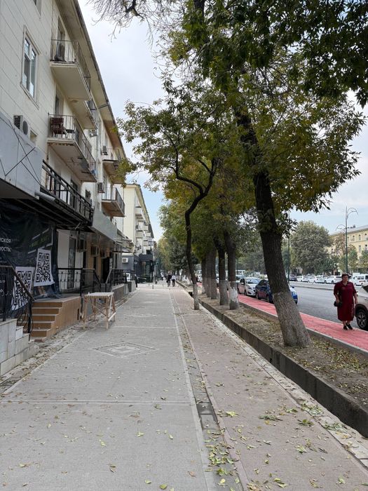 Сдается нежилое помещение вдоль дорого в Шото Руставели