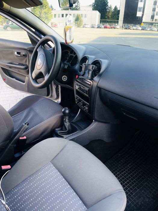 Seat Ibiza 2005 1.4 benzina