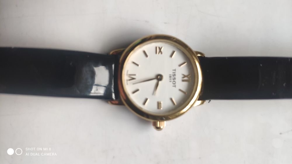 Часы женские ТISSOT