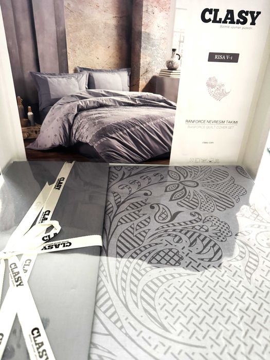 Комплект постельного белья в упаковке