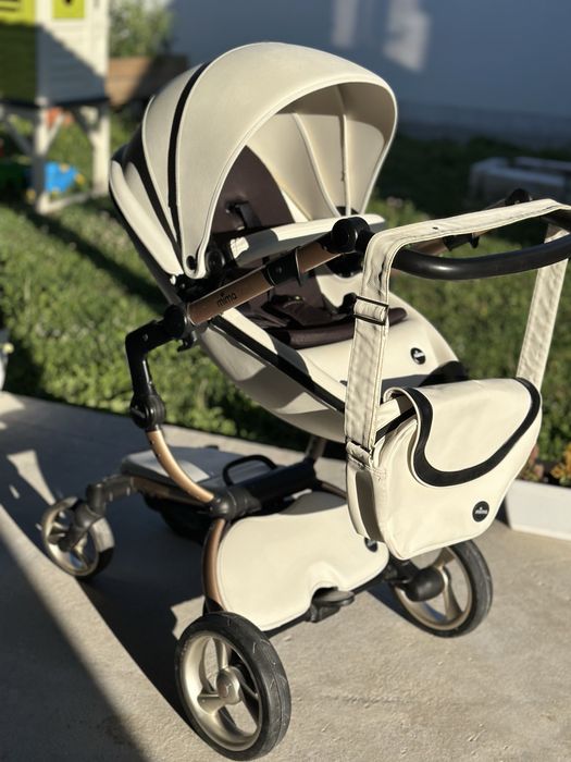Cărucior Mima XARI cu accesorii