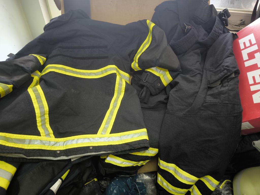 Echipamente costume pompieri nomex goretex svsu spsu psi