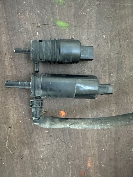 Pompa lichid parbriz spalator far mercedes w212 w204 glk cls ml cla