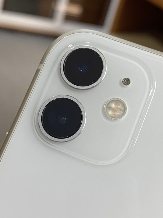 Apple iPhone 11 Alb 128GB, Garantie 12 luni | Lensun