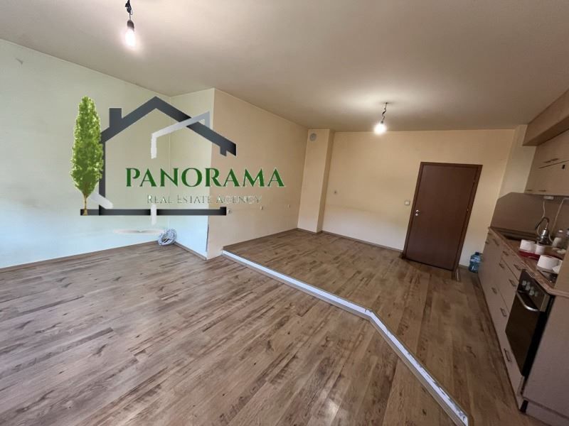 Продава се Тристаен апартамент в Шумен, Пожарната - 97 кв.м за 1183 €/кв.м - Снимка #1