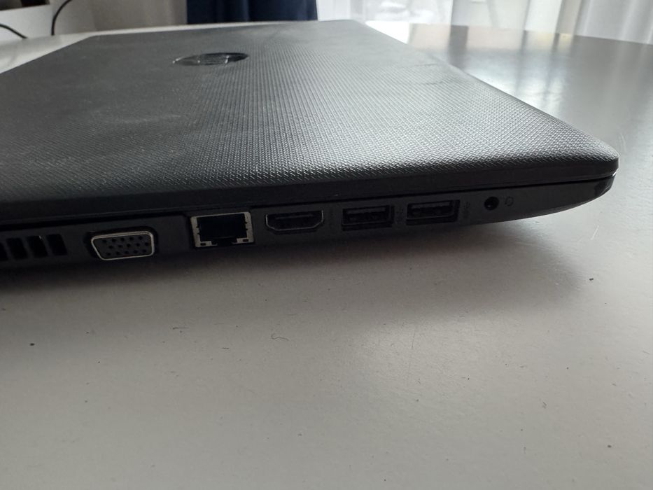 Laptop HP 250 G6 / i3 6006U 4cpu / 4Gb Ram / SSD 120GB