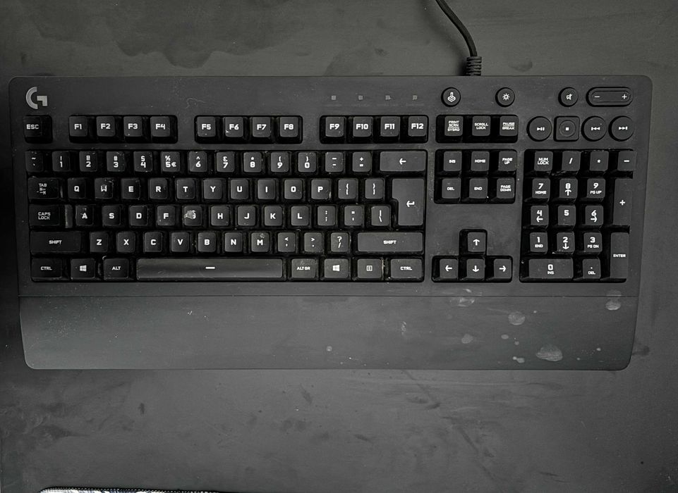 Tastatura Gaming Logitech G213
