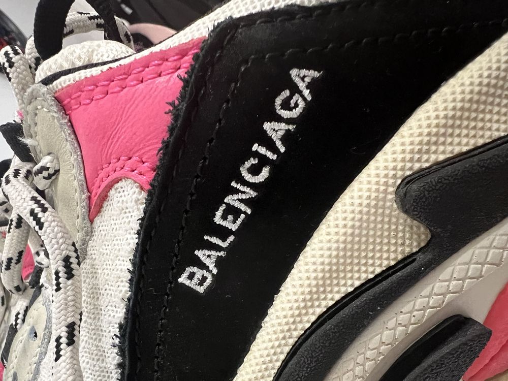 Оригинални кецове Balenciaga Triple S