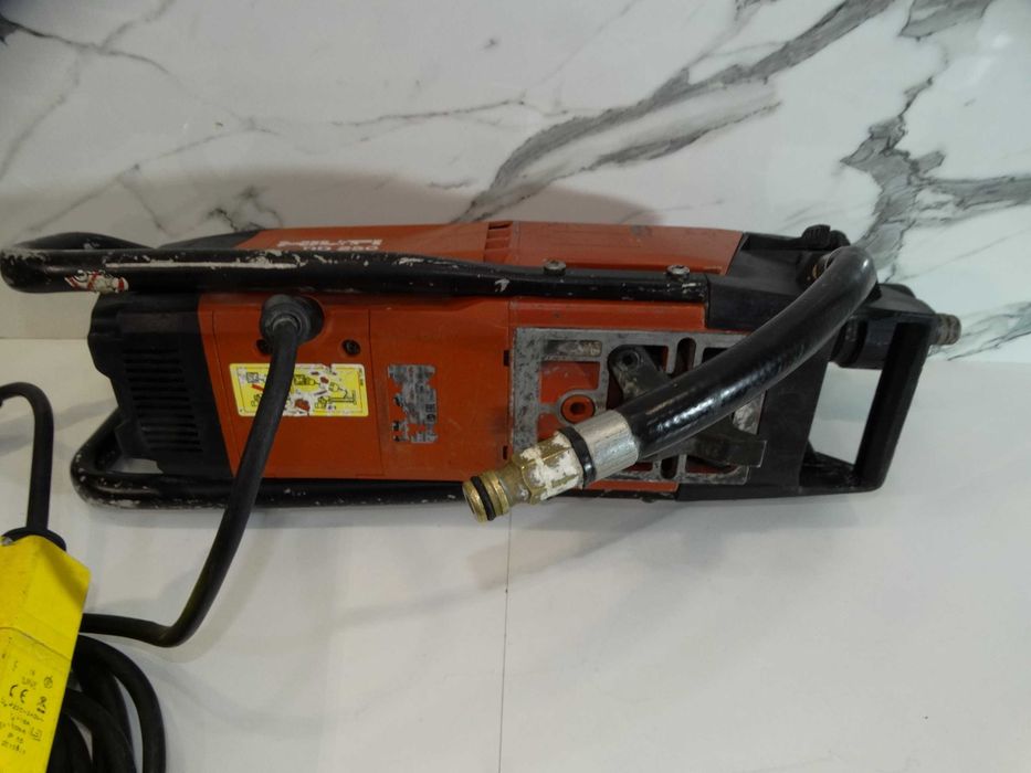 Hilti DD 250 - Диамантено пробивна машина