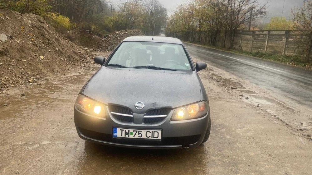 Vand Nissan Almera aflat intr-o stare foarte buna