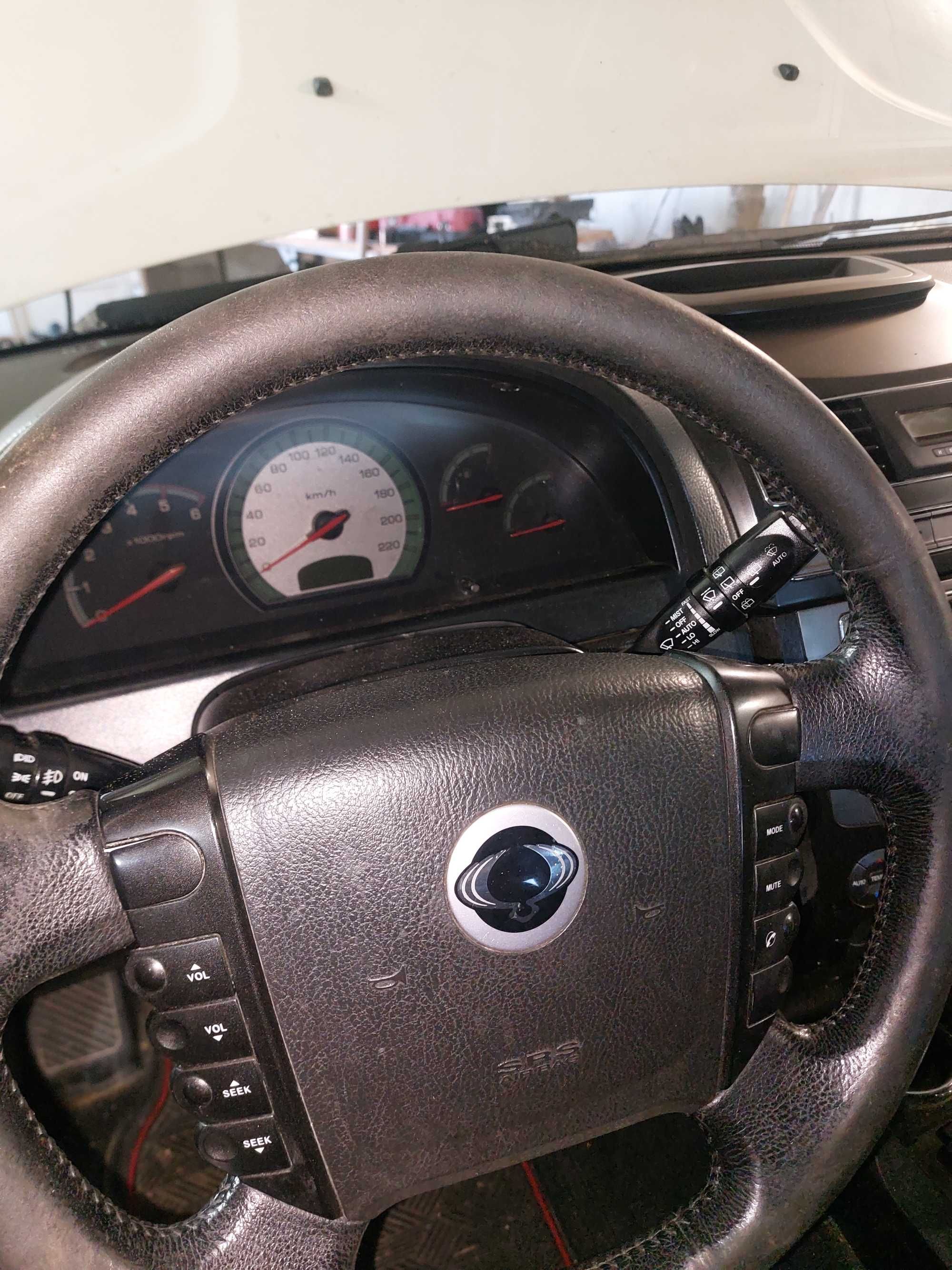 На части джип Ssangyong Rexton 2013 година 2.0 кубика 155 каня